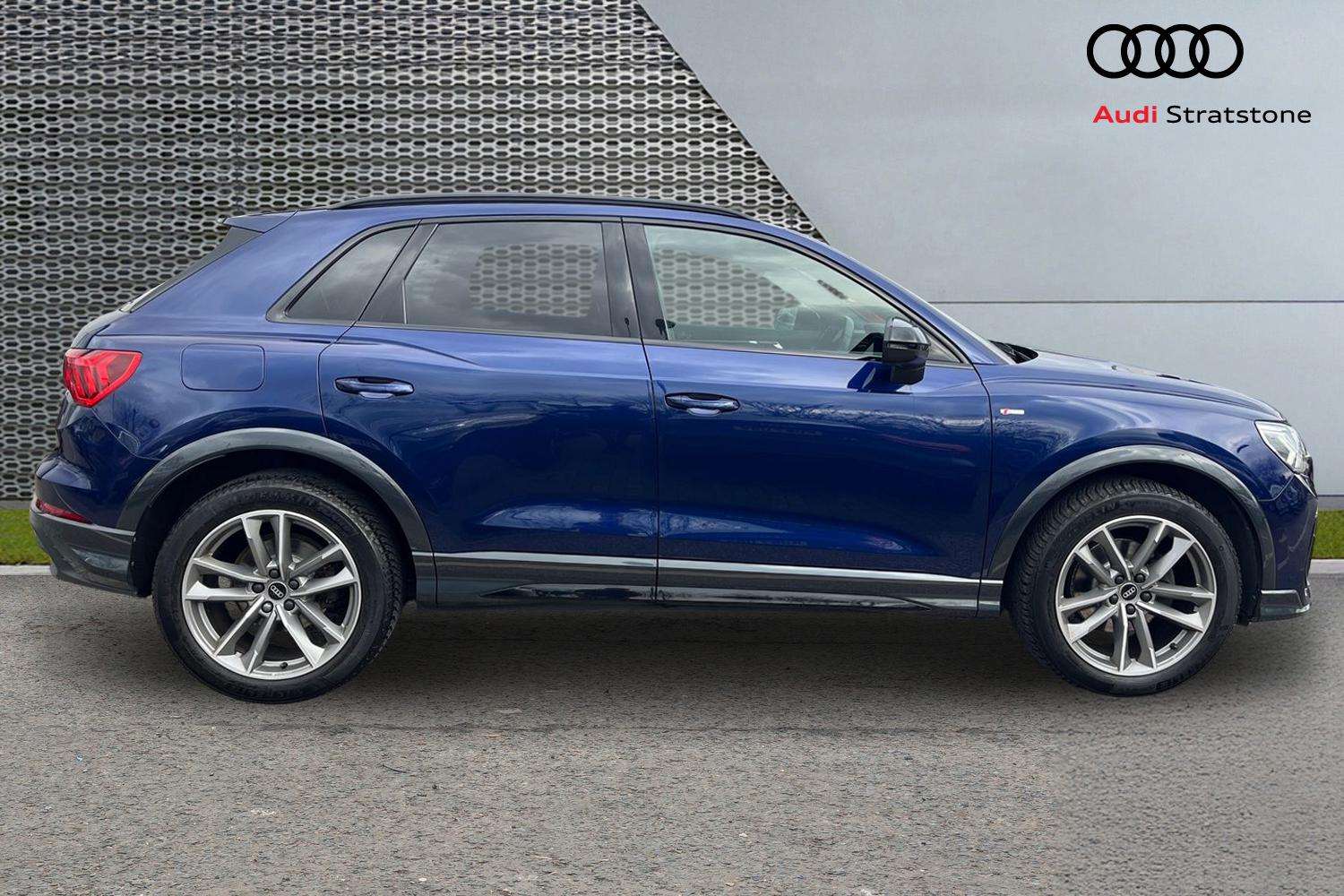 Used Audi Q3 2022 for sale - 77615549: Photo 4