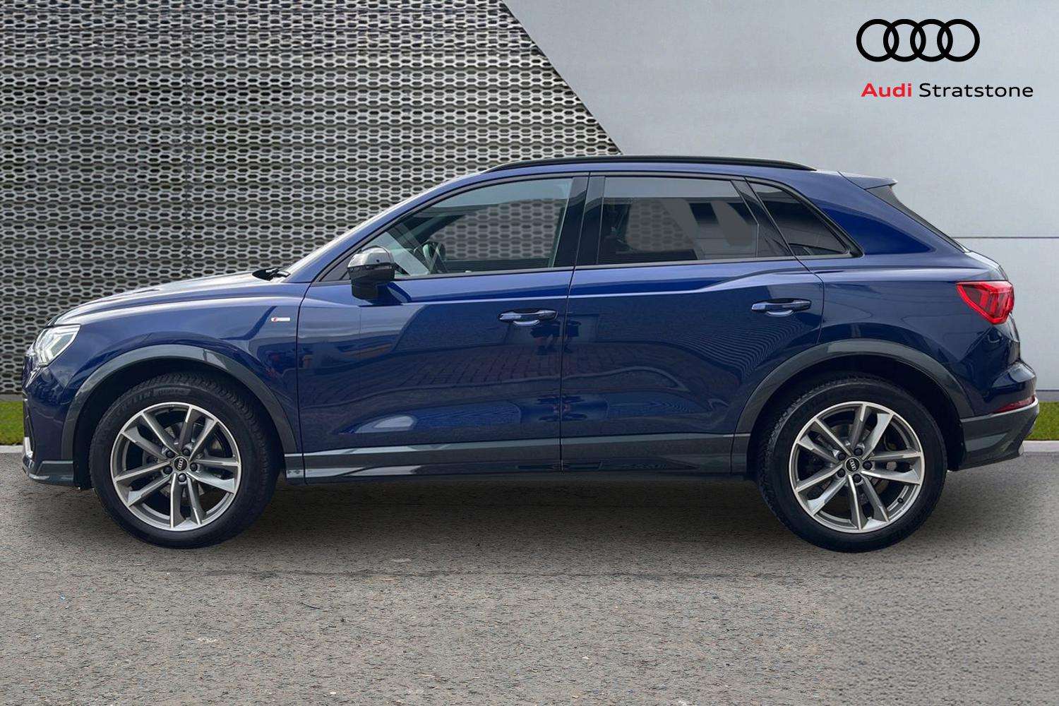 Used Audi Q3 2022 for sale - 77615549: Photo 8
