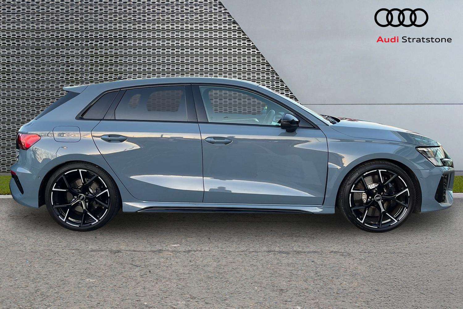 Used Audi RS3 2023 for sale - 76804790: Photo 4