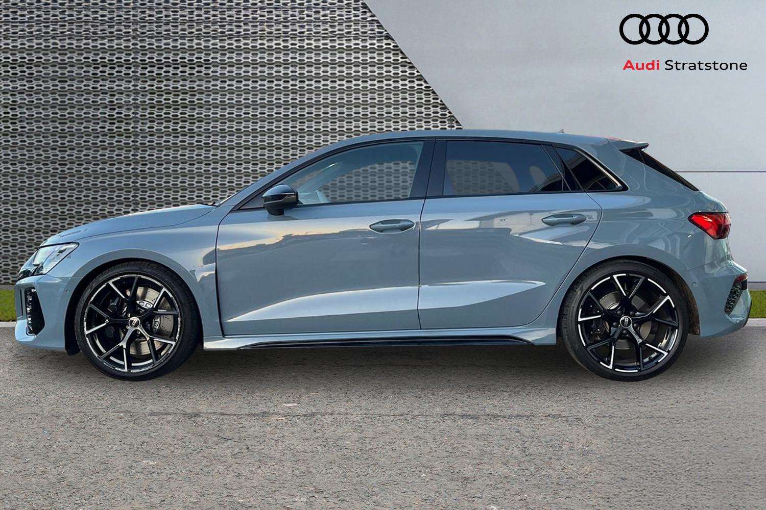 Used Audi RS3 2023 for sale - 76804790: Photo 8