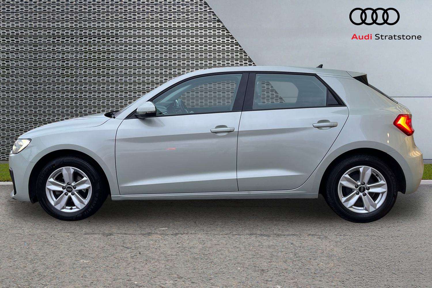 Used Audi A1 2023 for sale - 76553215: Photo 8