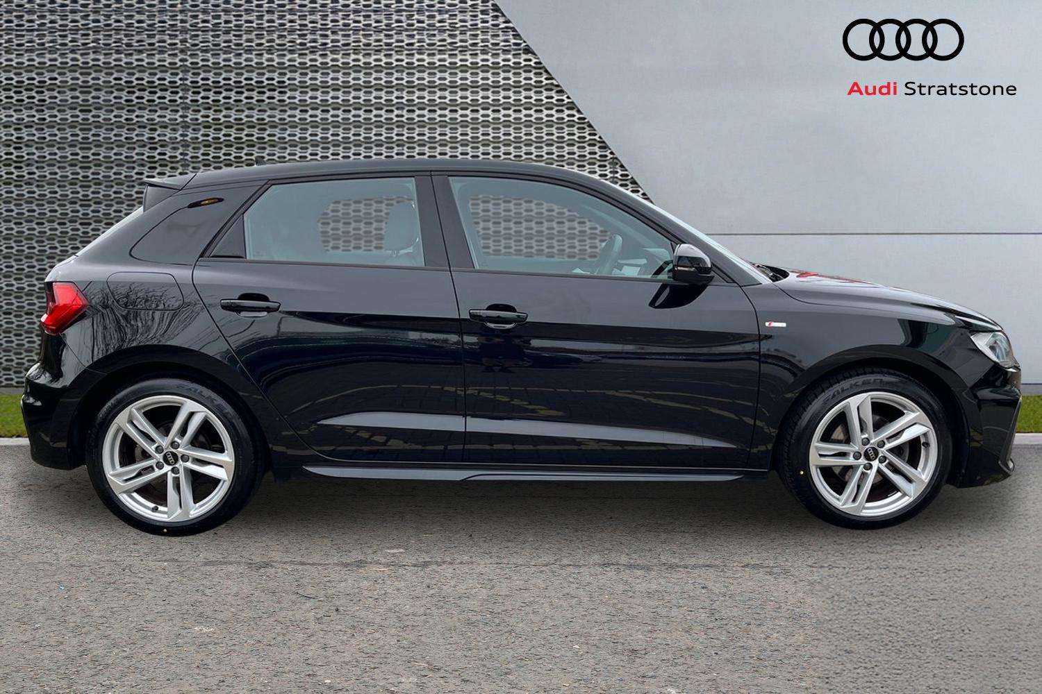 Used Audi A1 2023 for sale - 77996204: Photo 4