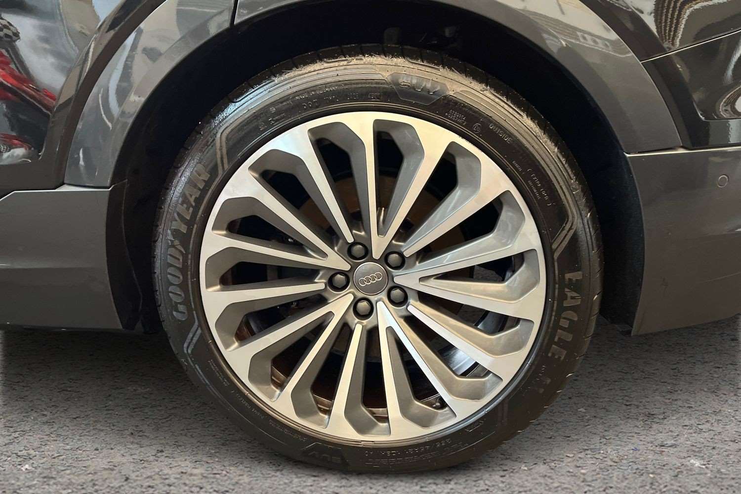 Used Audi e-tron 2020 for sale - 77698863: Photo 10