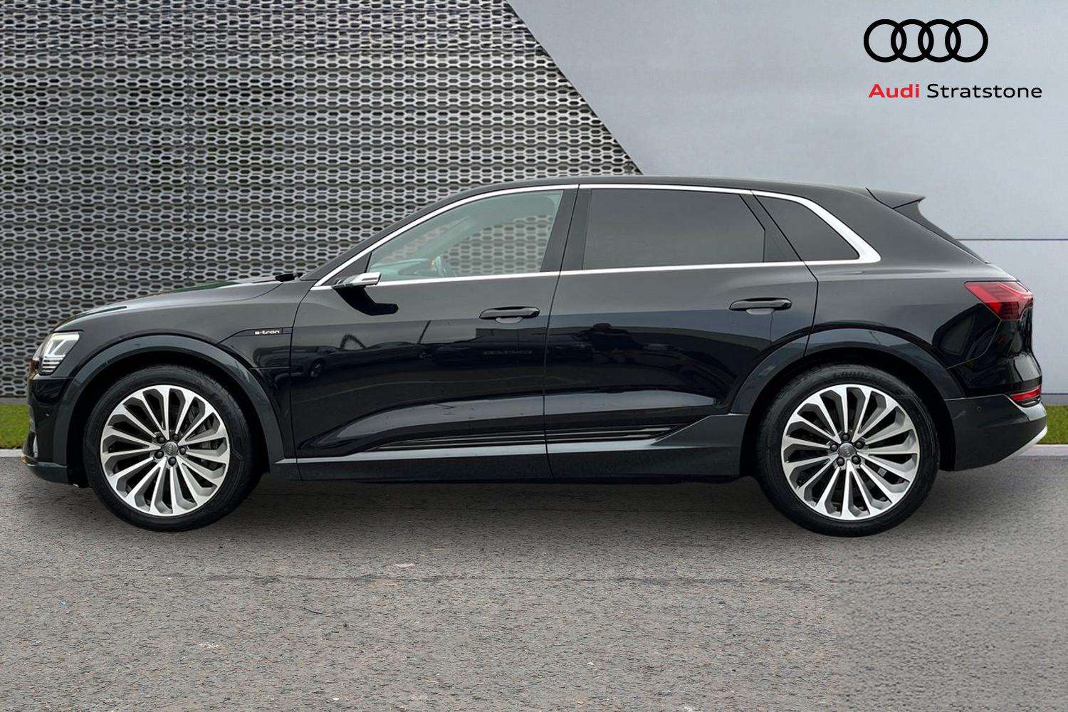 Used Audi e-tron 2020 for sale - 77698863: Photo 8