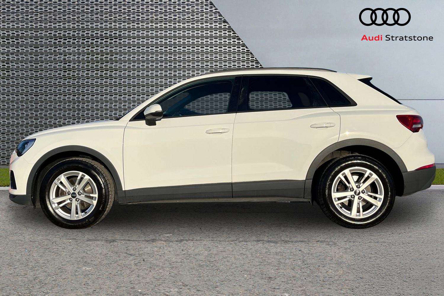 Used Audi Q3 2022 for sale - 76704997: Photo 8