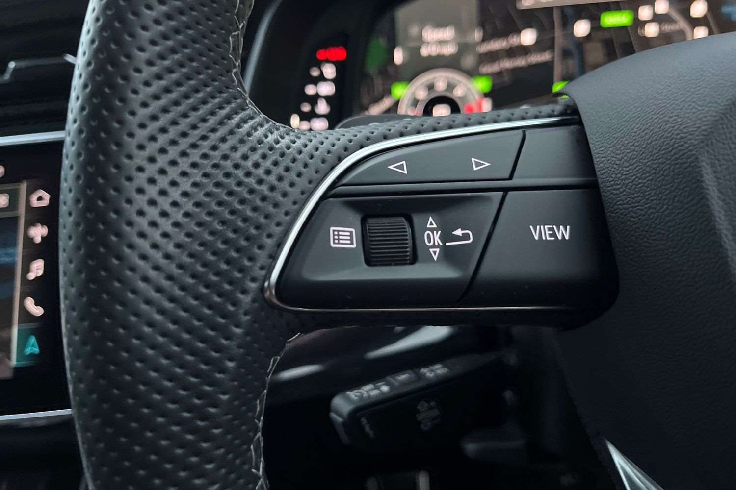 Used Audi Q8 2022 for sale - 76902443: Photo 16