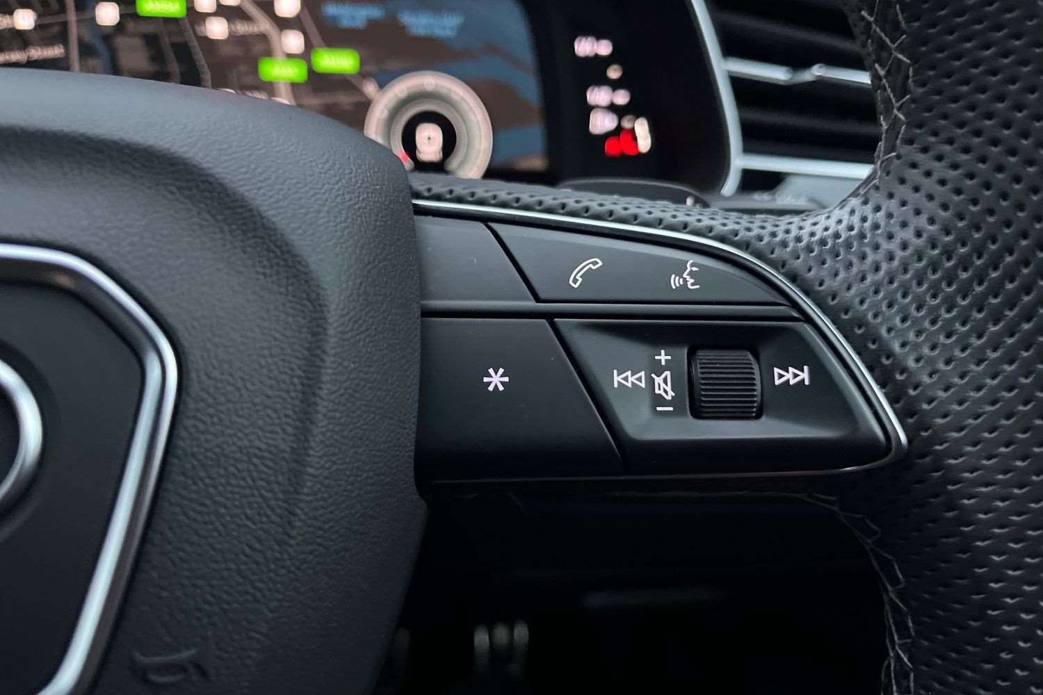 Used Audi Q8 2022 for sale - 76902443: Photo 17