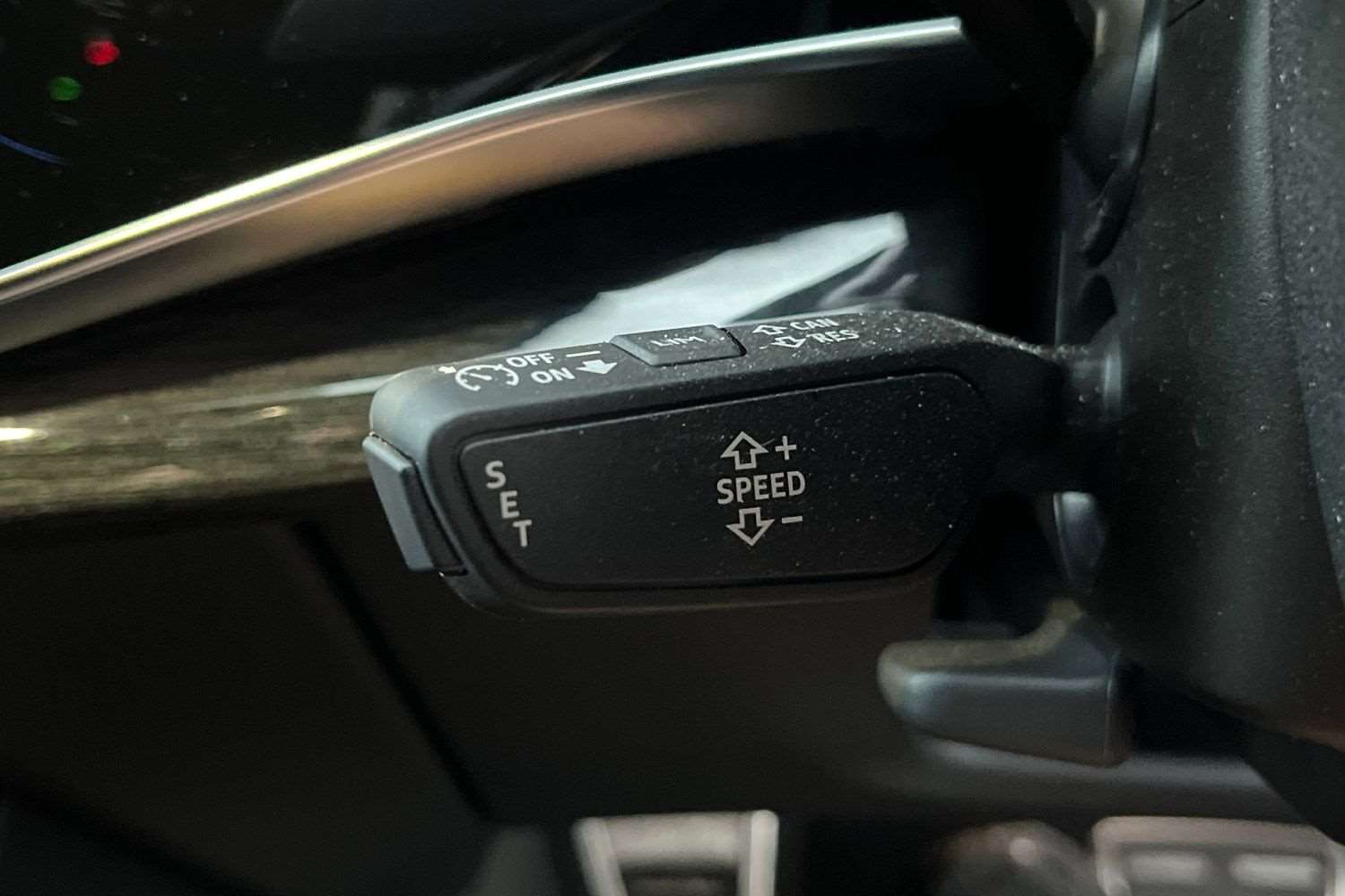 Used Audi Q8 2022 for sale - 76902443: Photo 28