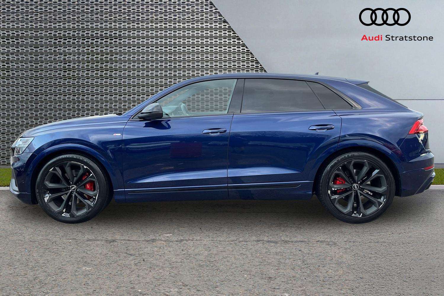 Used Audi Q8 2022 for sale - 76902443: Photo 8