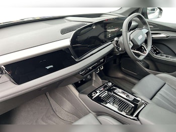 Used Audi Q6 e-tron 2025 for sale - 77648849: Photo