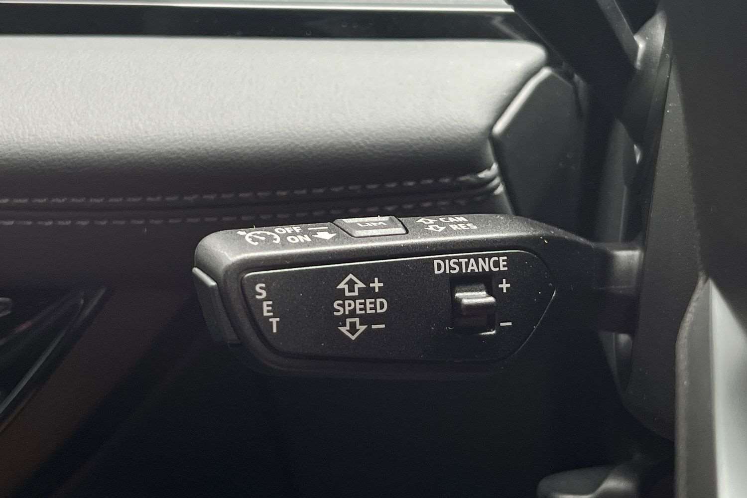 Used Audi Q6 e-tron 2025 for sale - 77648849: Photo 31