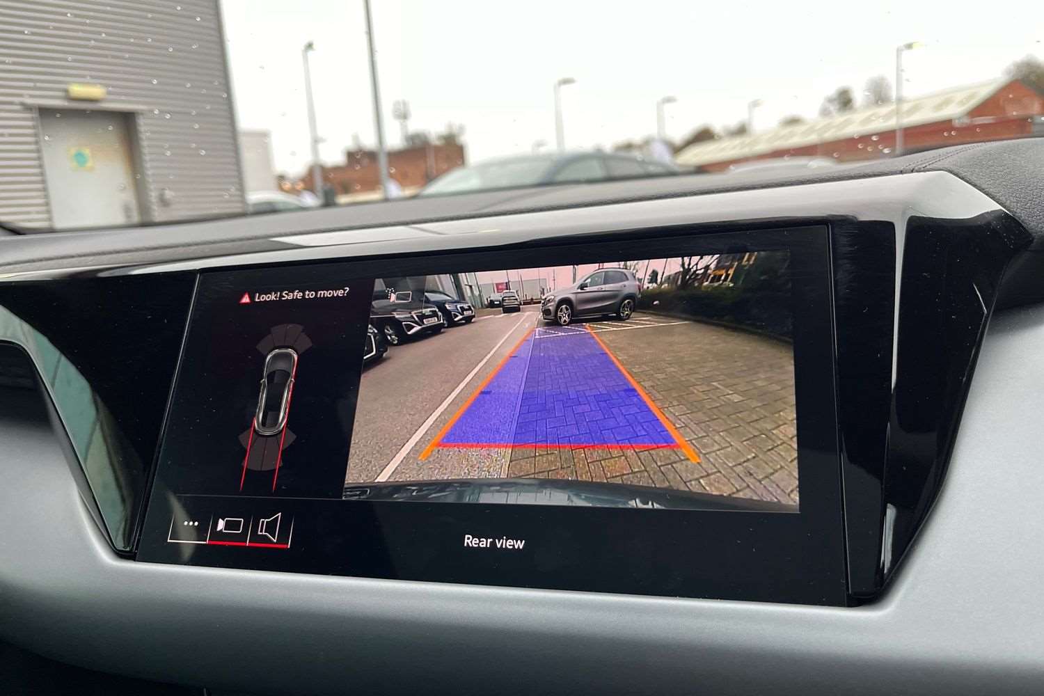 Used Audi e-tron GT 2025 for sale - 76928980: Photo 27