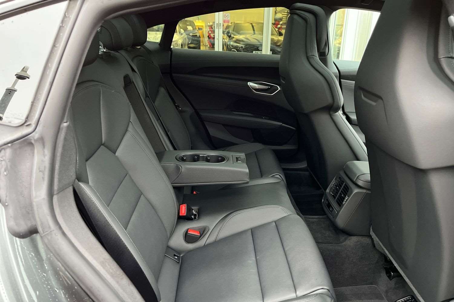 Used Audi e-tron GT 2025 for sale - 76928980: Photo 33