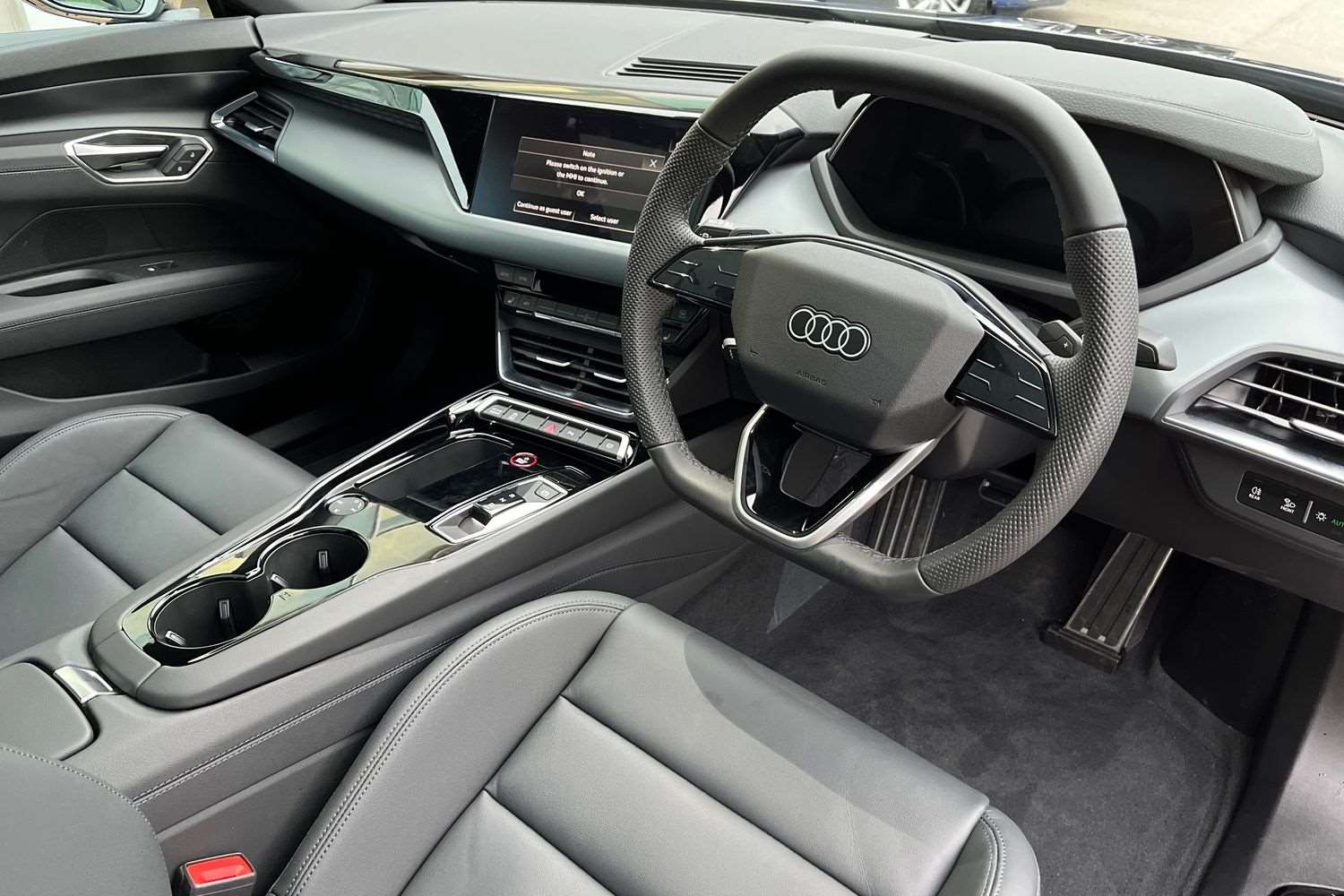 Used Audi e-tron GT 2025 for sale - 76928980: Photo 6