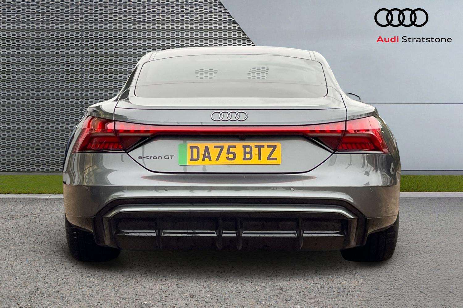 Used Audi e-tron GT 2025 for sale - 76928980: Photo 7