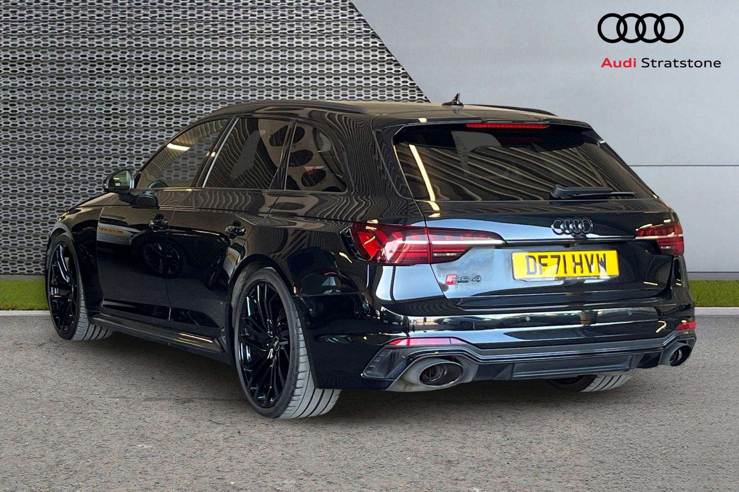 Used Audi RS4 2022 for sale - 77960880: Photo 3