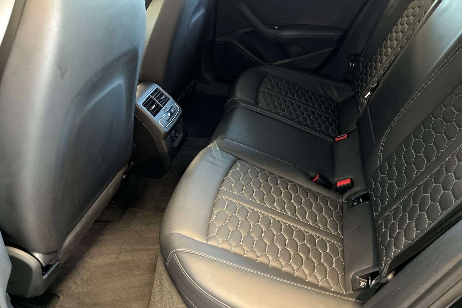 Used Audi RS4 2022 for sale - 77960880: Photo 34