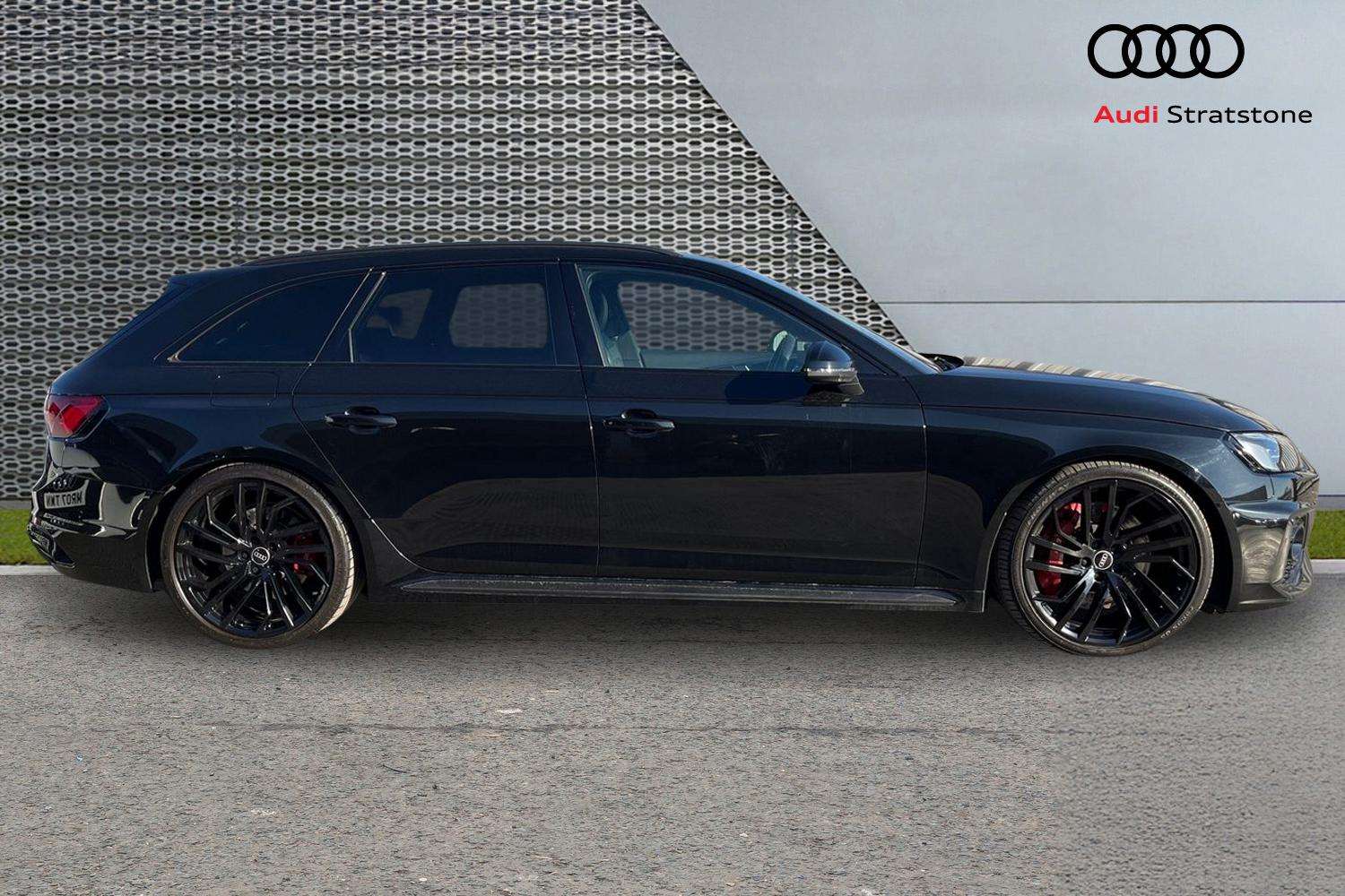 Used Audi RS4 2022 for sale - 77960880: Photo 4