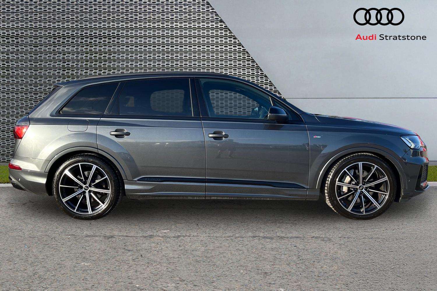 Used Audi Q7 2023 for sale - 77093340: Photo 4