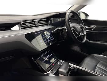 Used Audi e-tron 2020 for sale - 79745618: Photo