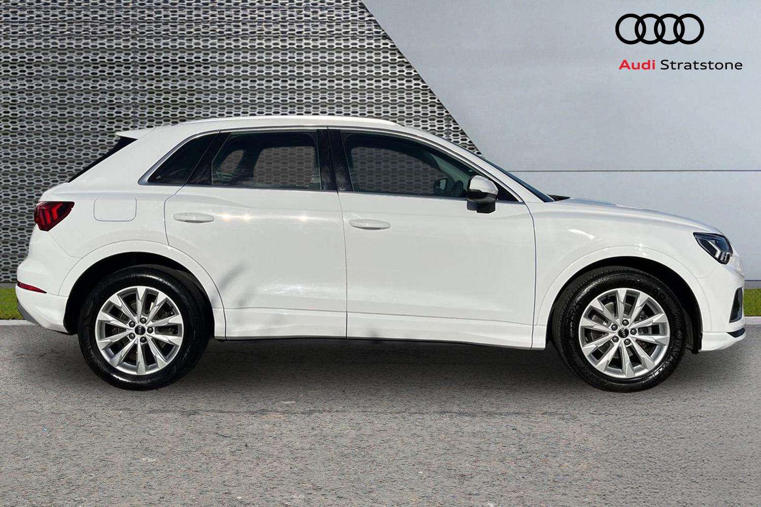 Used Audi Q3 2022 for sale - 76411236: Photo 4
