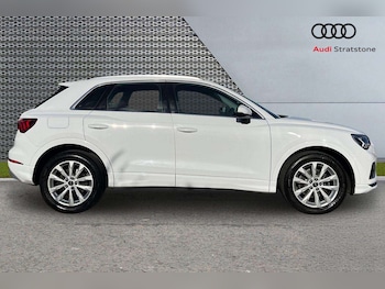 Used Audi Q3 2022 for sale - 76411236: Photo