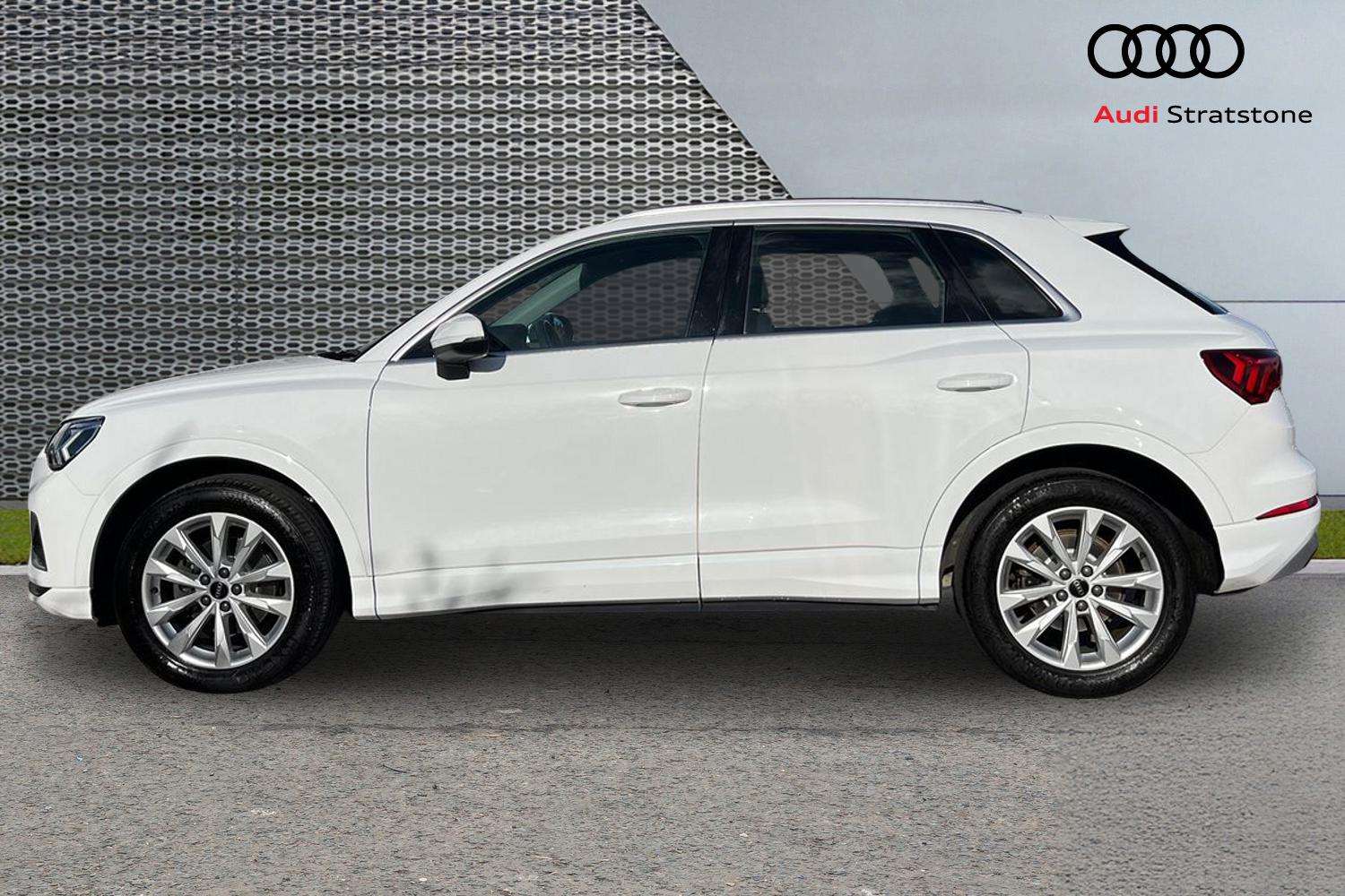 Used Audi Q3 2022 for sale - 76411236: Photo 8