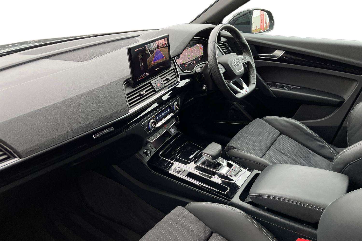 Used Audi Q5 2023 for sale - 77686522: Photo 2