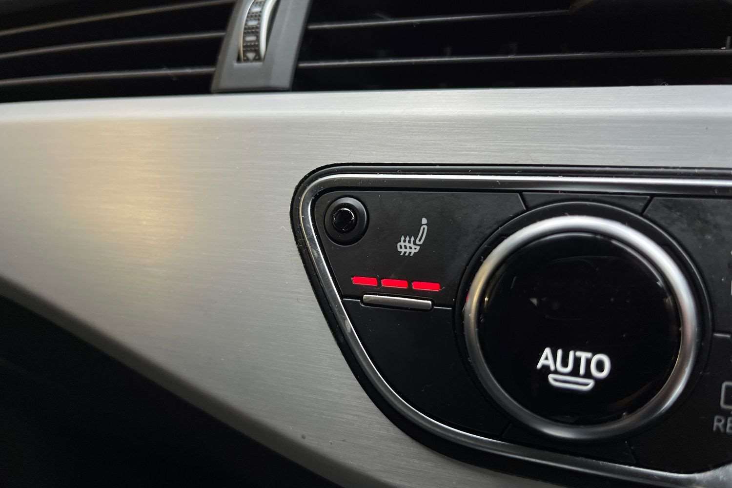 Used Audi A4 2024 for sale - 77698930: Photo 32