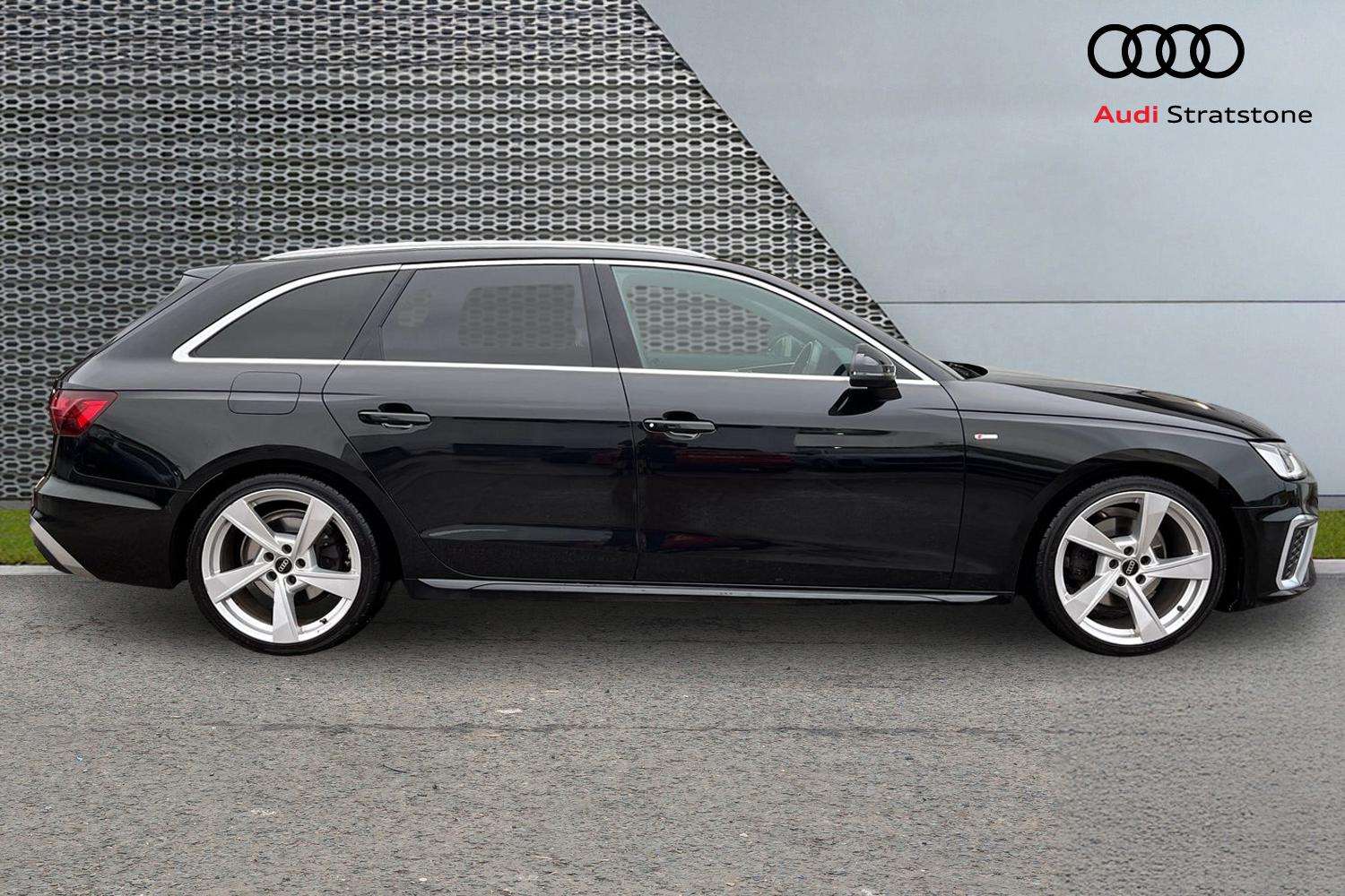 Used Audi A4 2024 for sale - 77698930: Photo 4