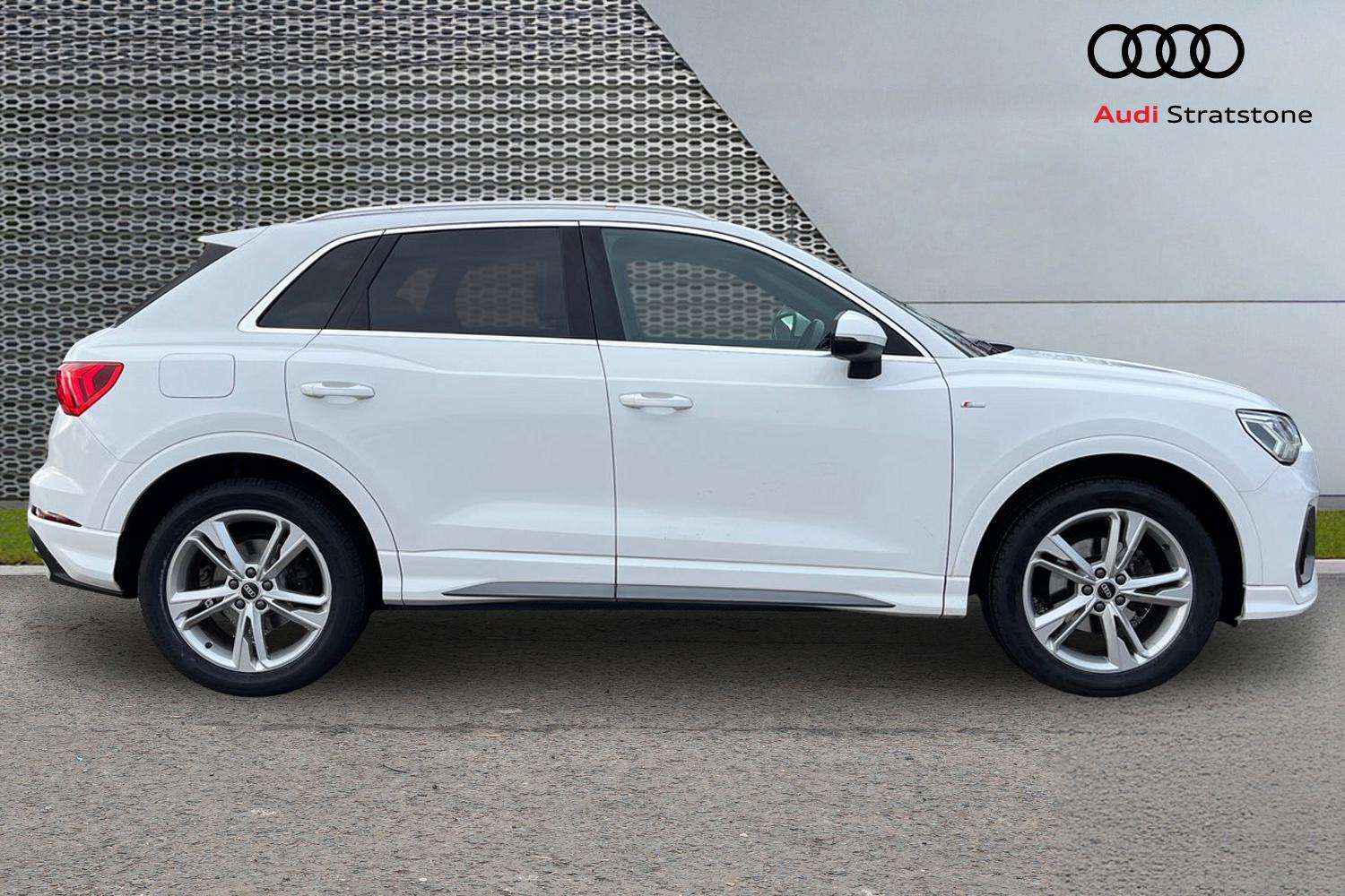 Used Audi Q3 2022 for sale - 77123441: Photo 4