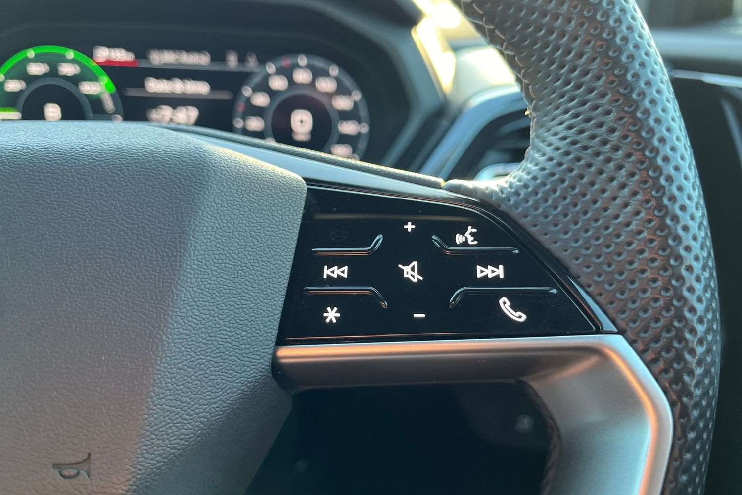 Used Audi Q4 e-tron 2024 for sale - 77961179: Photo 17