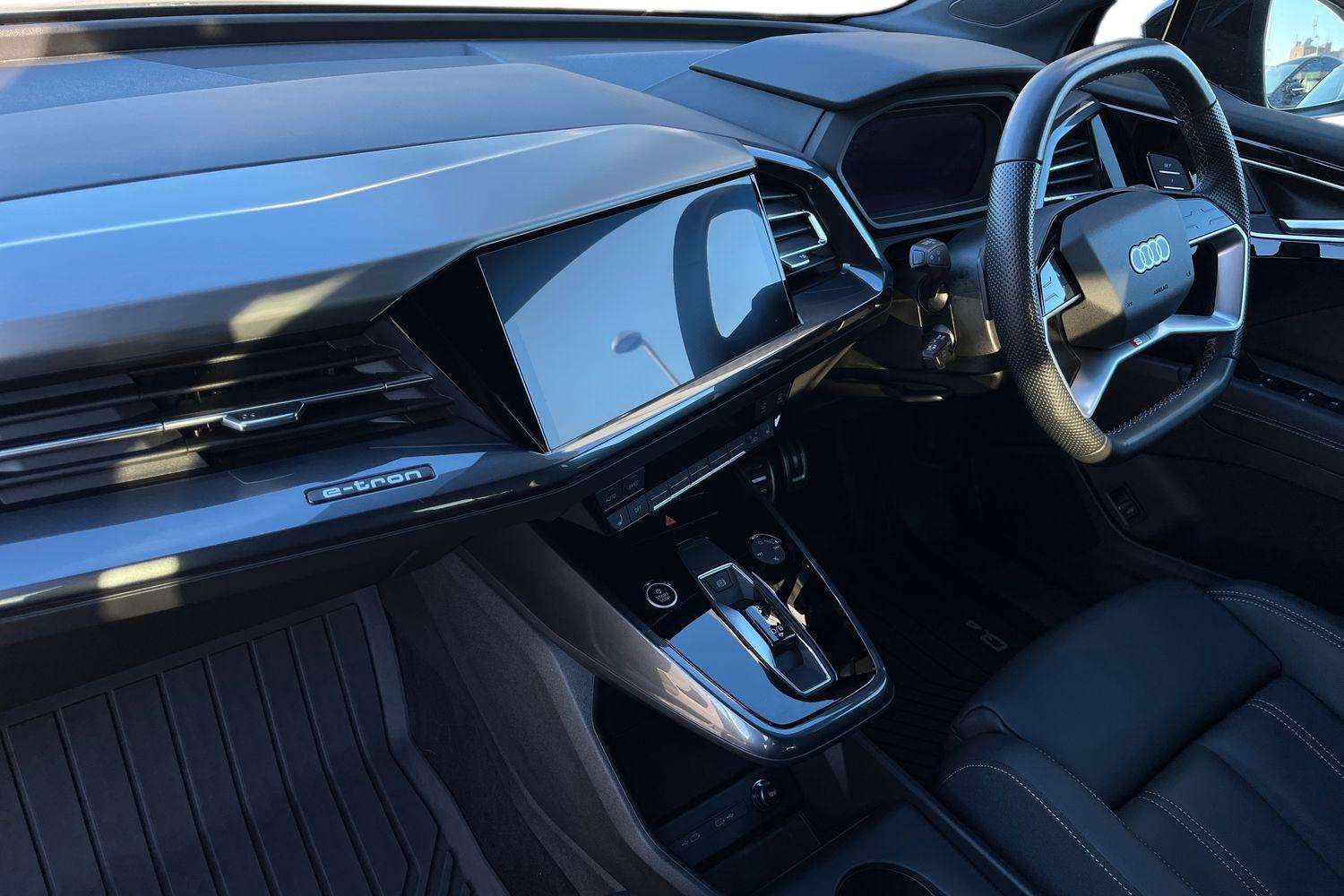 Used Audi Q4 e-tron 2024 for sale - 77961179: Photo 2