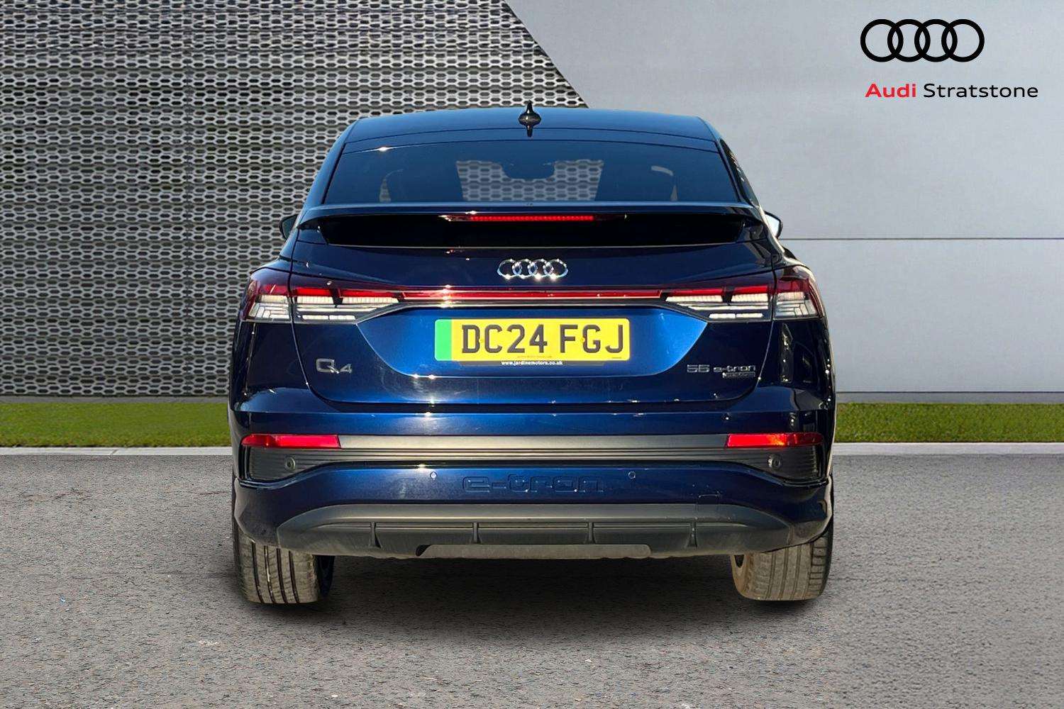 Used Audi Q4 e-tron 2024 for sale - 77961179: Photo 7