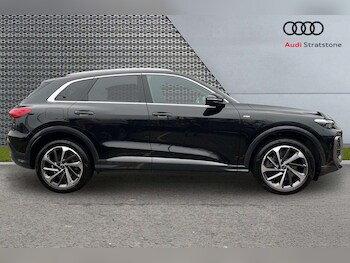 Used Audi Q5 2025 for sale - 77661224: Photo