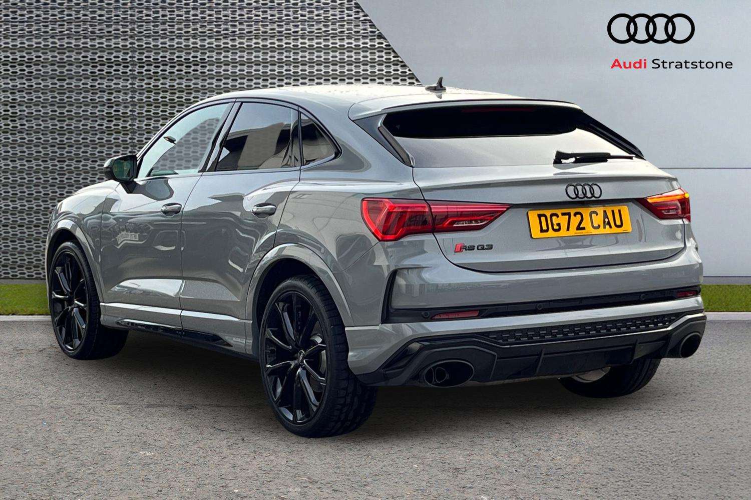 Used Audi RS Q3 2022 for sale - 77294137: Photo 3