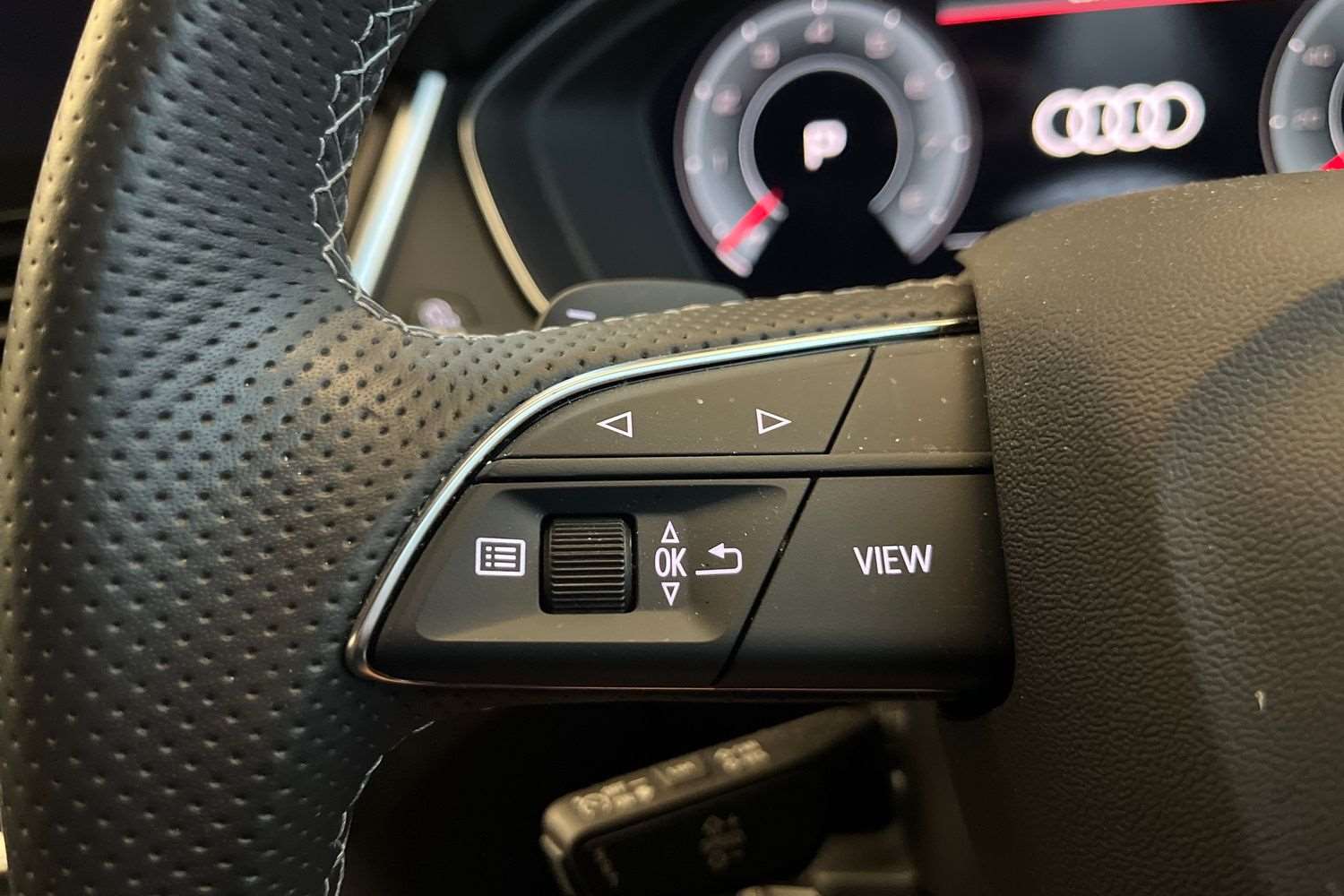 Used Audi Q5 2023 for sale - 77458609: Photo 16