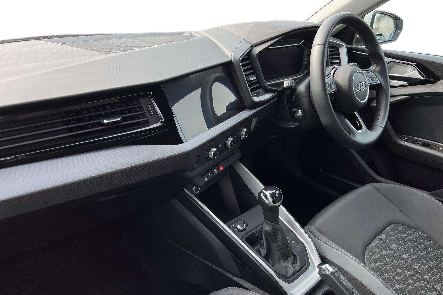 Used Audi A1 for sale - 77972862: Photo 2