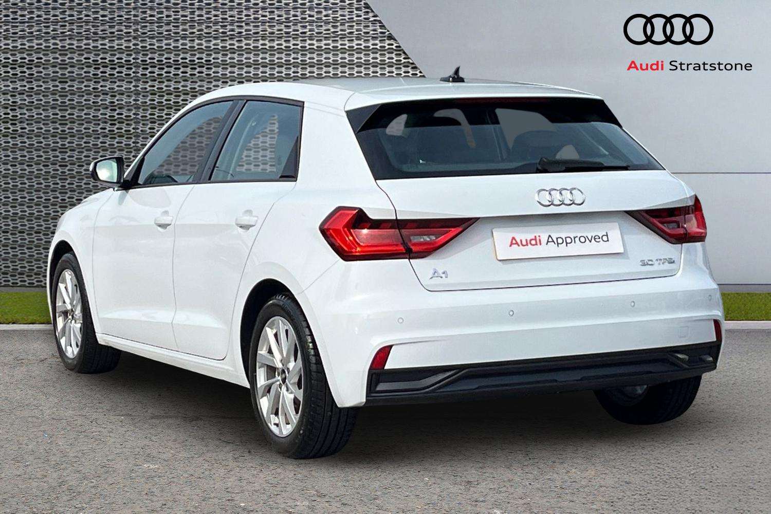 Used Audi A1 for sale - 77972862: Photo 3