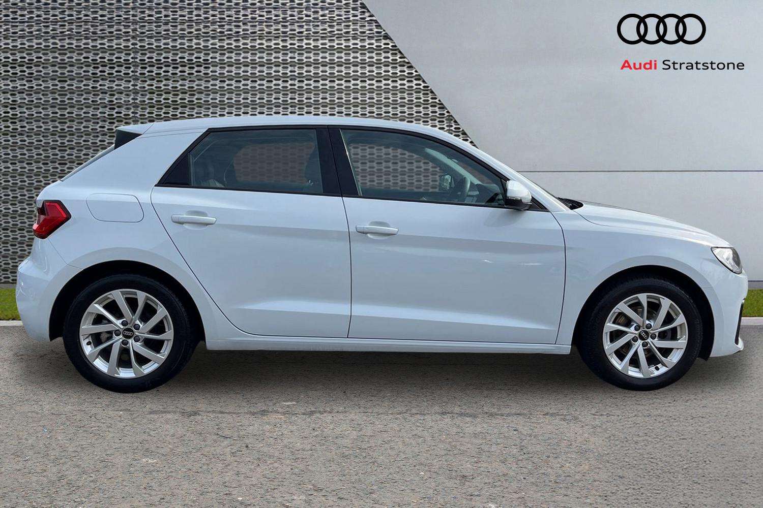 Used Audi A1 for sale - 77972862: Photo 4