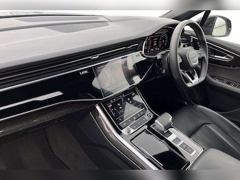 Used Audi Q7 2024 for sale - 79051764: Photo
