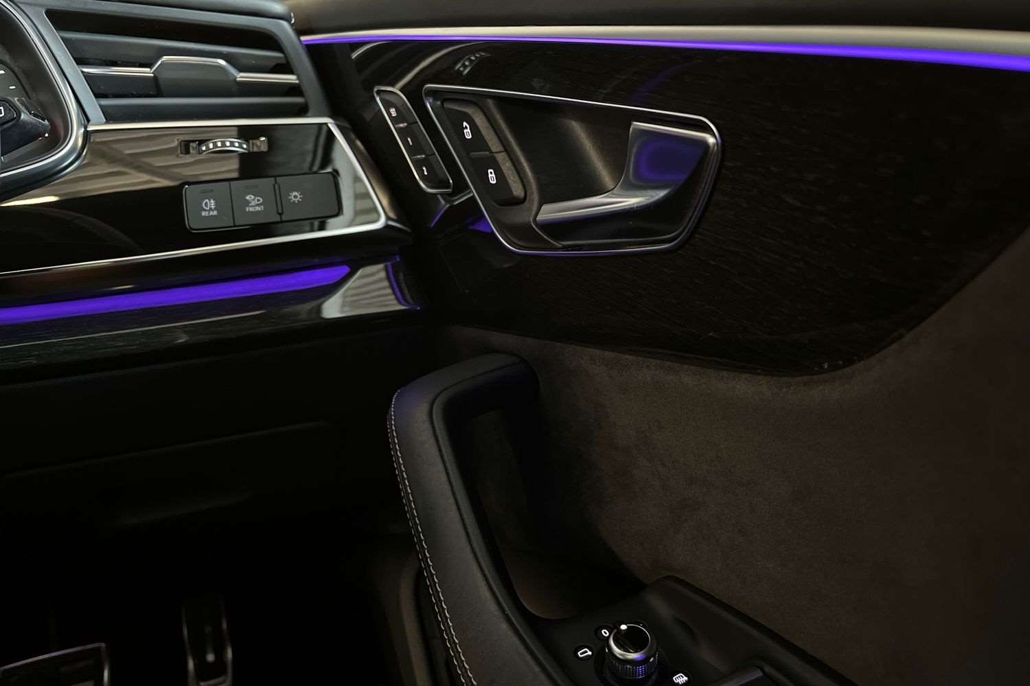 Used Audi Q7 2021 for sale - 76889683: Photo 34