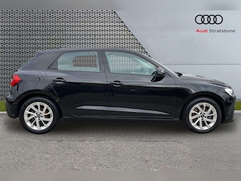 Used Audi A1 2023 for sale - 76141613: Photo