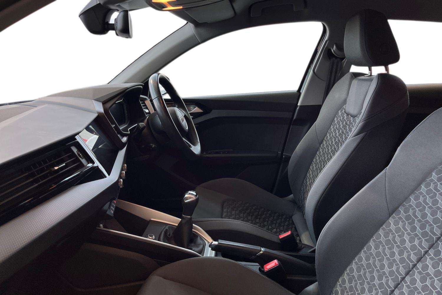 Used Audi A1 2023 for sale - 76141613: Photo 5