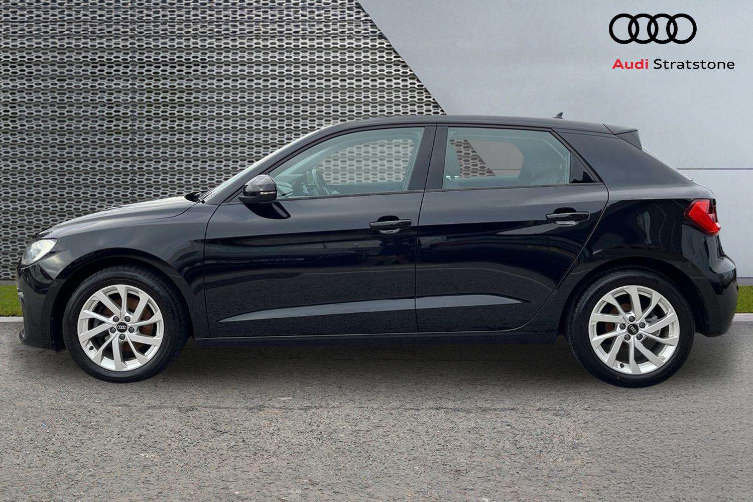 Used Audi A1 2023 for sale - 76141613: Photo 6