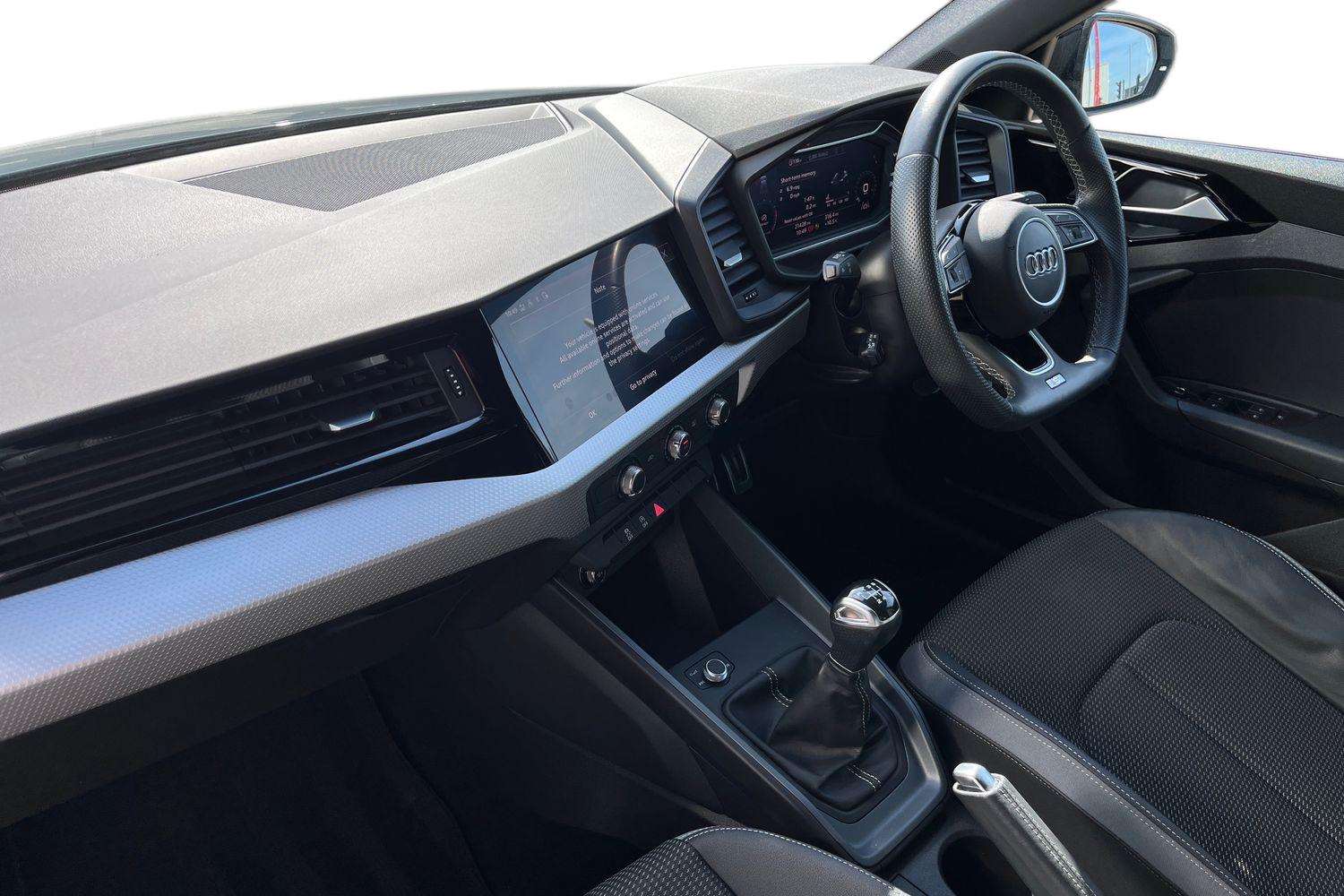 Used Audi A1 2023 for sale - 77943024: Photo 2