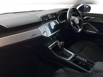 Used Audi Q3 2022 for sale - 77347938: Photo