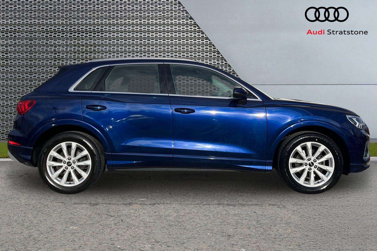 Used Audi Q3 2022 for sale - 77347938: Photo 4