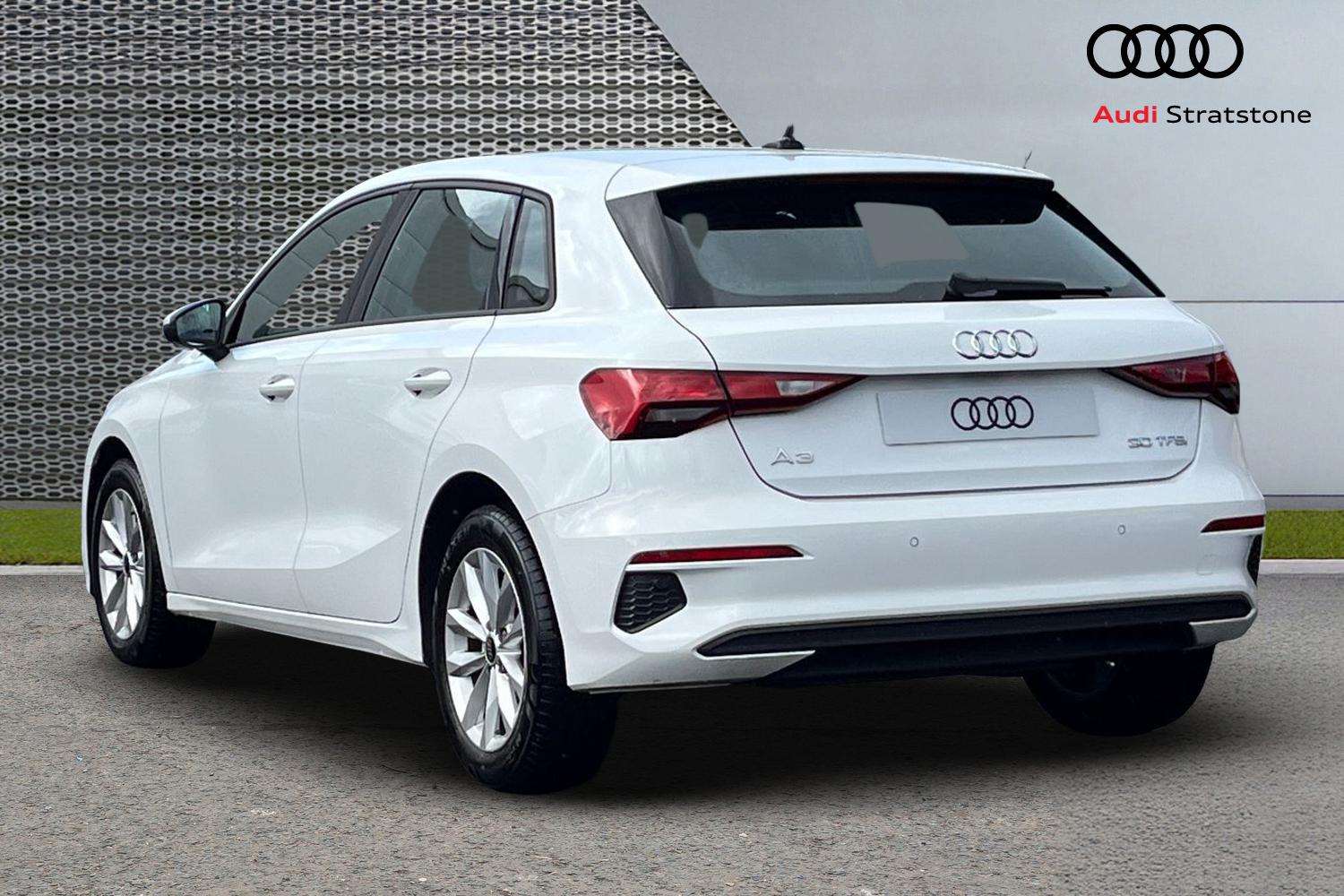 Used Audi A3 2023 for sale - 76351677: Photo 3