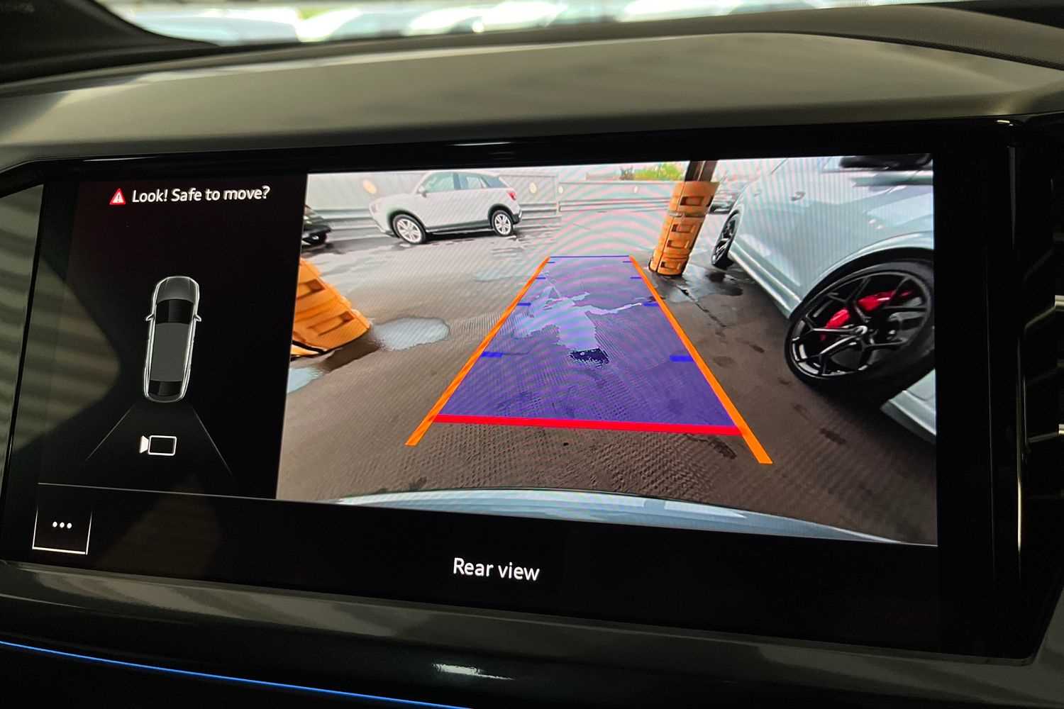 Used Audi Q4 e-tron 2025 for sale - 76789255: Photo 14